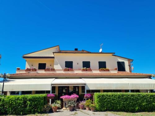 Vecchiano House | i fiori del Feo