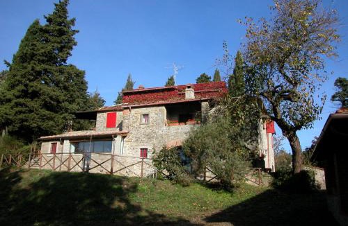Castel Focognano House | Agriturismo Borgo Ornina