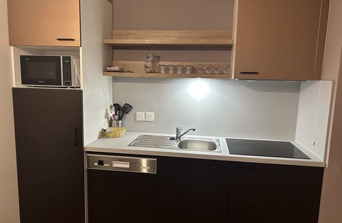 Chatel-Guyon Apartment | Apartment With Loft in Holiday Park