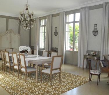 Hermonville Bed & Breakfast | Le Château d'Hermonville B&B/Chambres d'hôtes