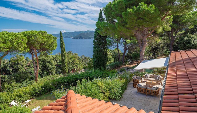 Villa Ondina Elba Island near the sea