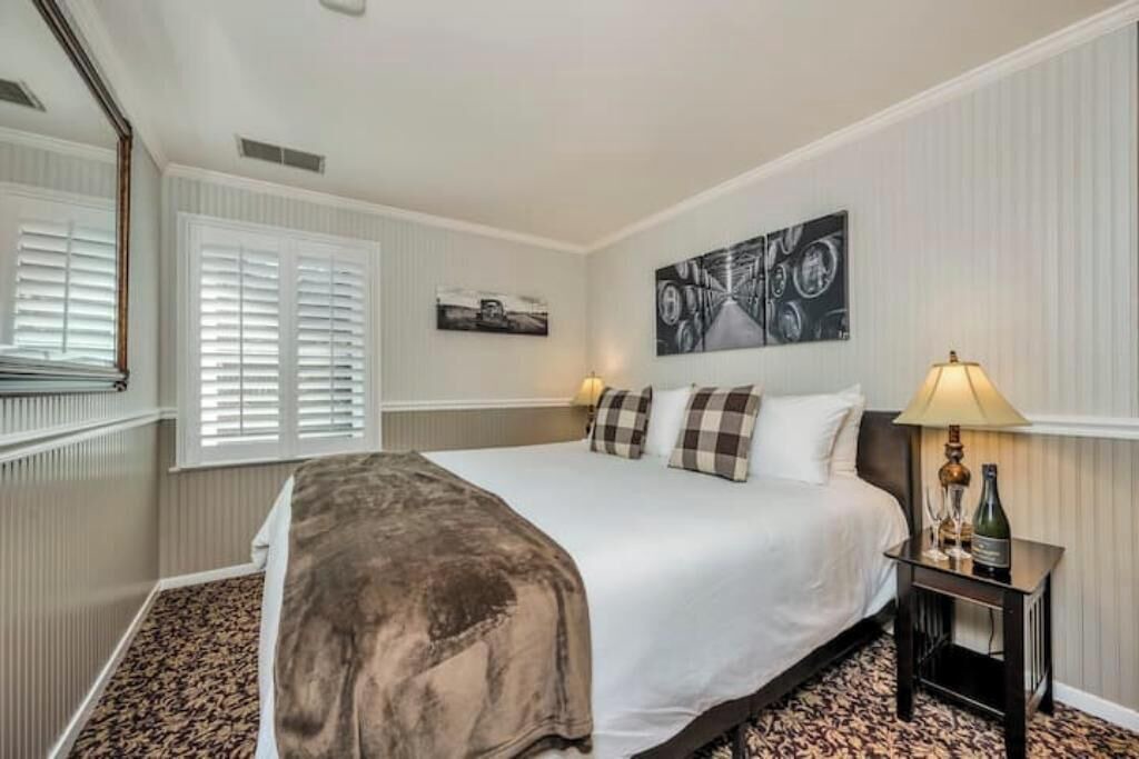 Photo of Bedroom in Calistoga